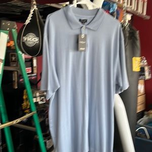 Men’s collared button up short sleeve